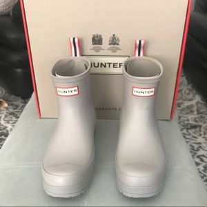 zinc hunter boots